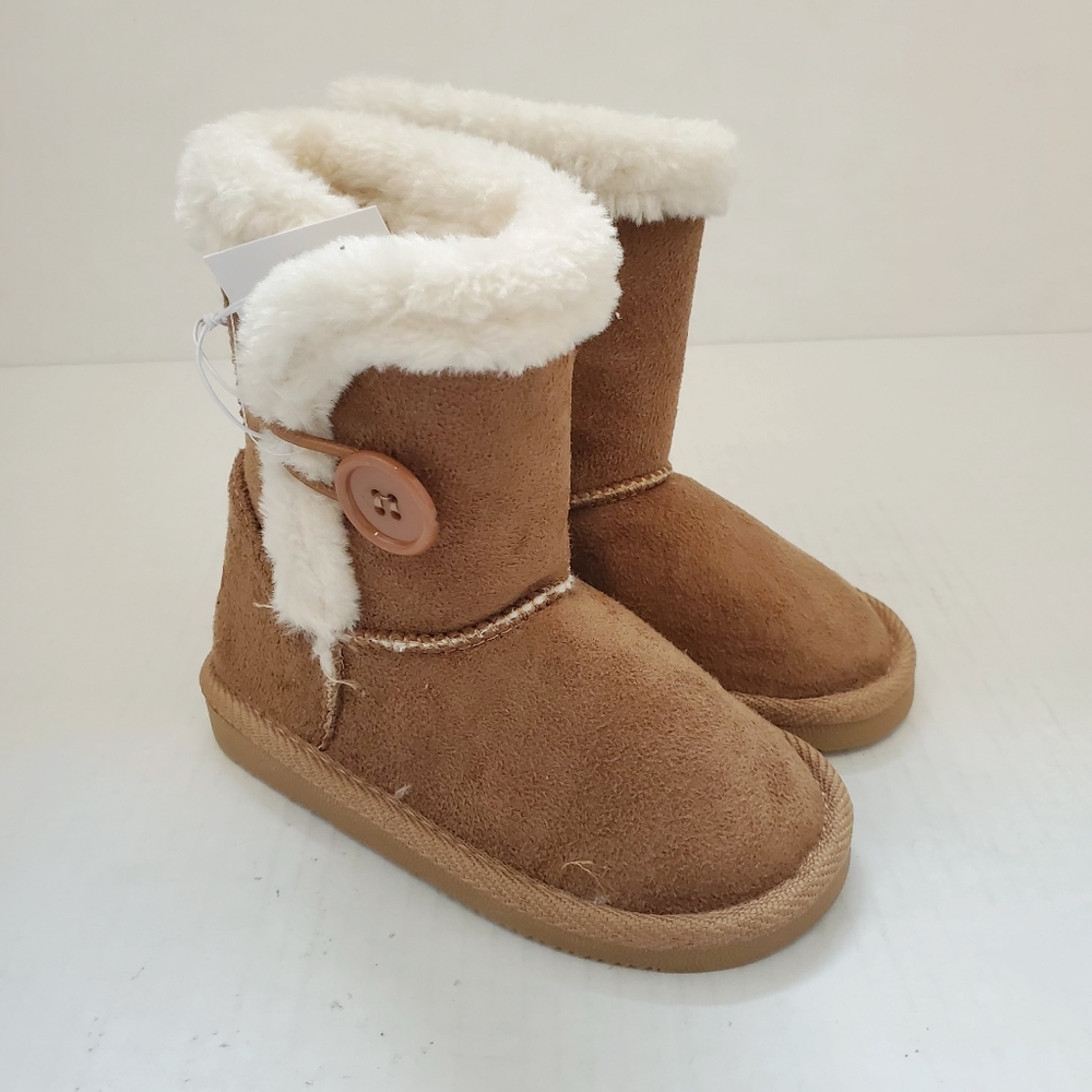US Sports Brown Boots with White Fur Trim 8